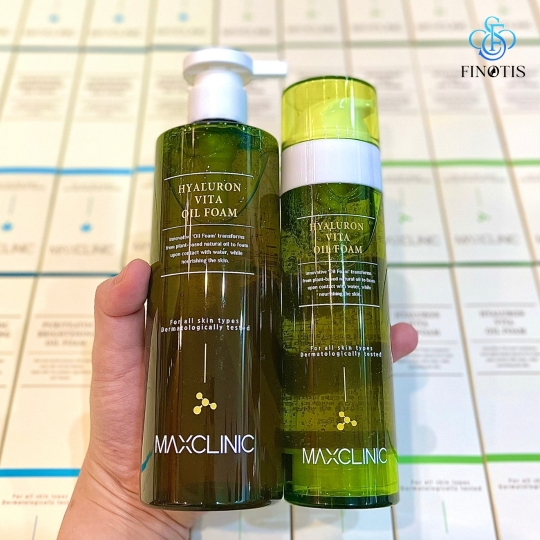 Sữa Rửa Mặt Cấp Ẩm Chuyên Sâu - Oil Maxclinic 310G